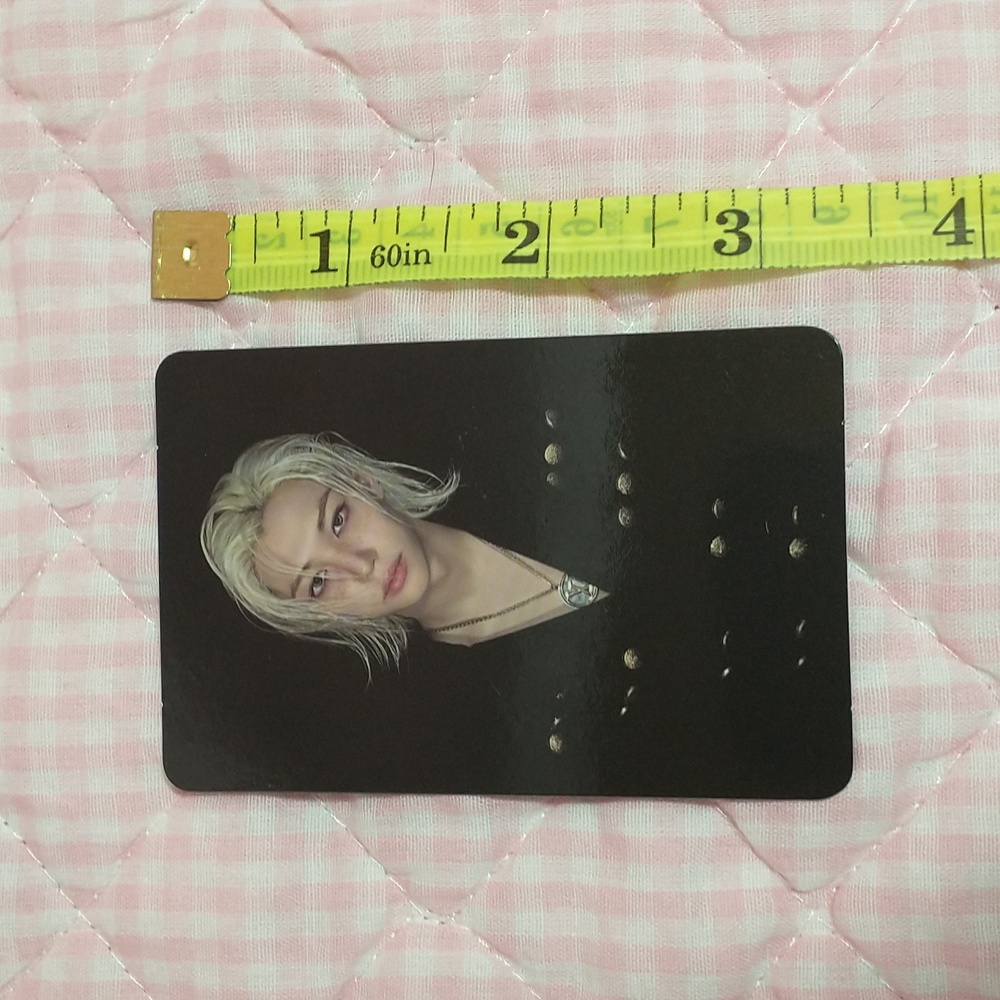 ⚠️LEAVING 5/15⚠️ Stray Kids ATE Target Exclusive Photo Card (Felix) - Picture 4 of 5
